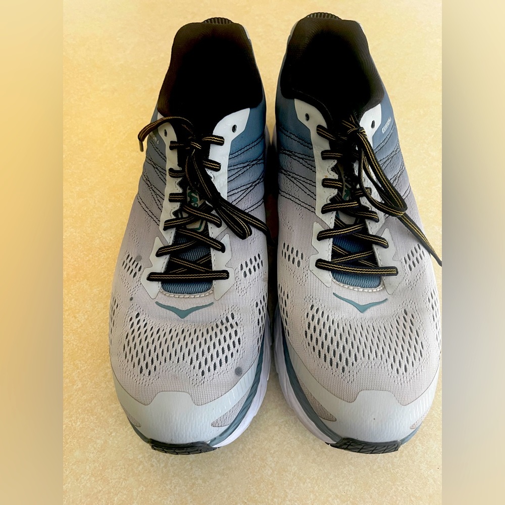 Hoka Clifton 6 Men’s size 12.5